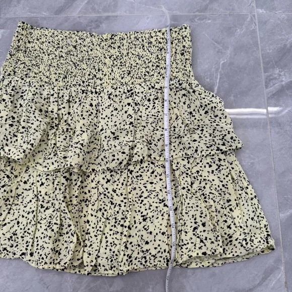 NWOT Women’s Vero Moda Sigrid Spotted Smocked Short Layered Skirt Size XS - Picture 13 of 13
